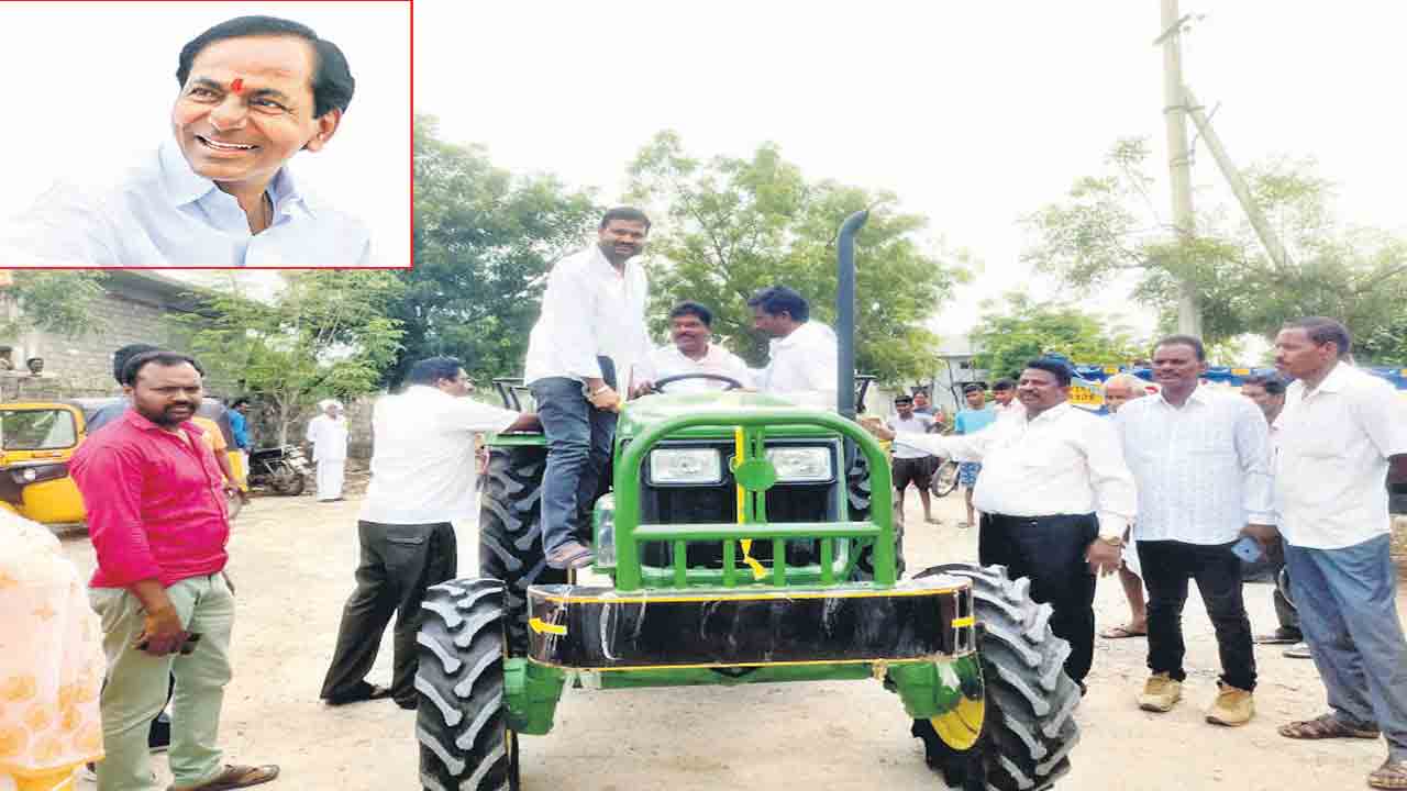 అభినవ అంబేద్కర్‌ సీఎం కేసీఆర్‌