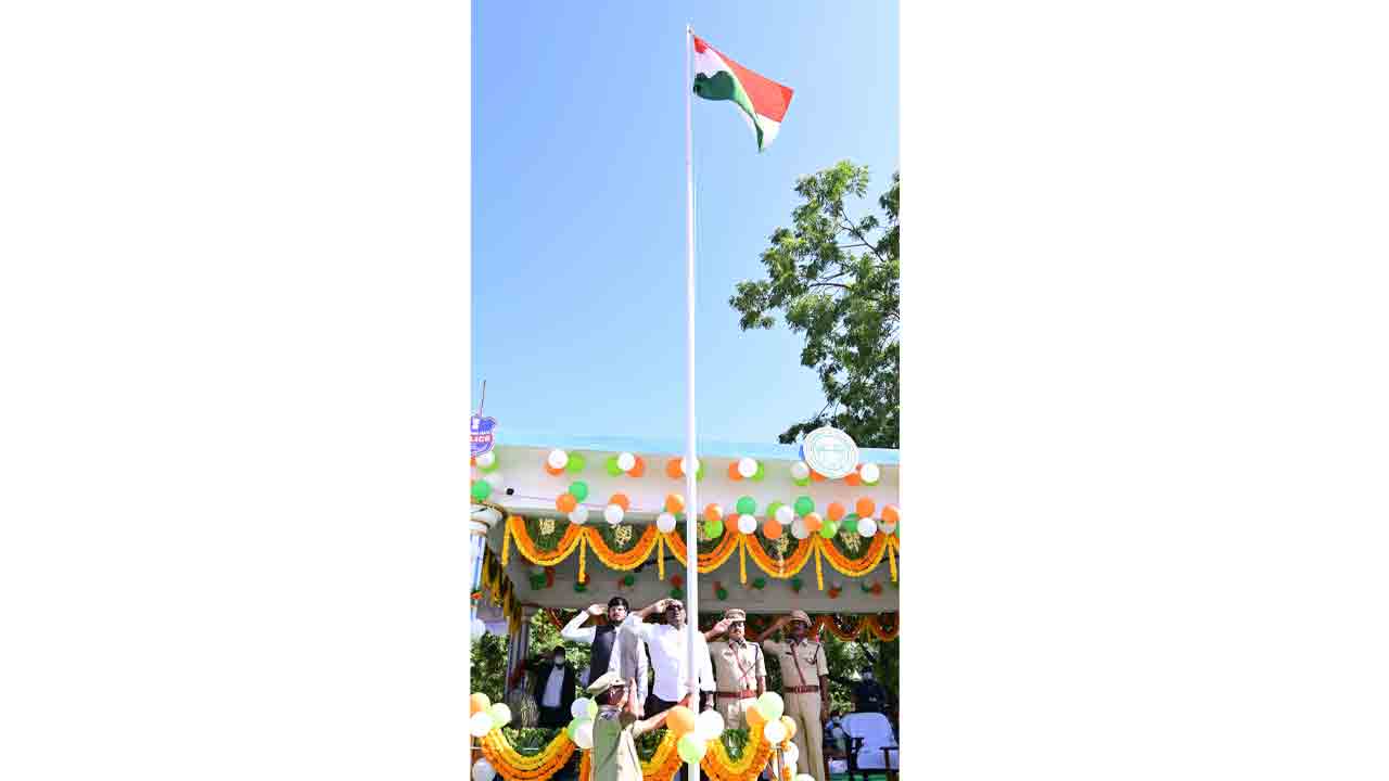 అనతి కాలంలో అద్భుత ప్రగతి