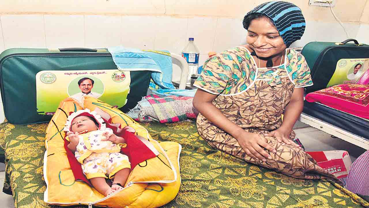 ఆరోగ్య సూచీల్లో తెలంగాణ భేష్‌