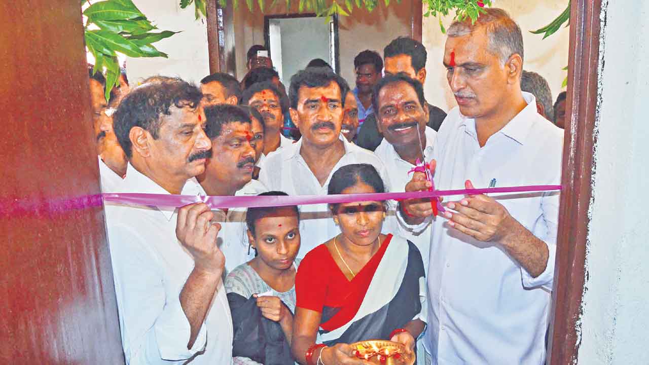 మనమే మోడల్‌