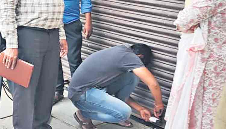 వికారాబాద్‌ జిల్లాలో అధికారుల స్పెషల్‌ డ్రైవ్‌