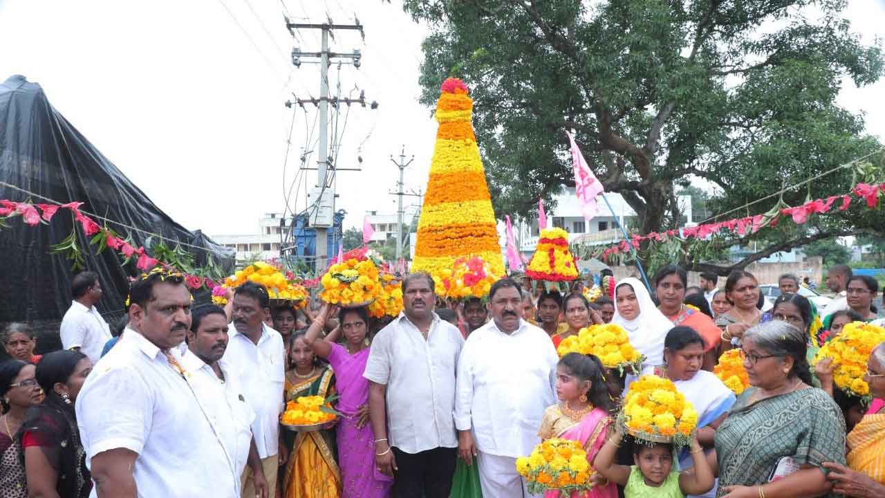 ప్రజాసంక్షేమంలో నంబర్‌వన్‌ తెలంగాణ