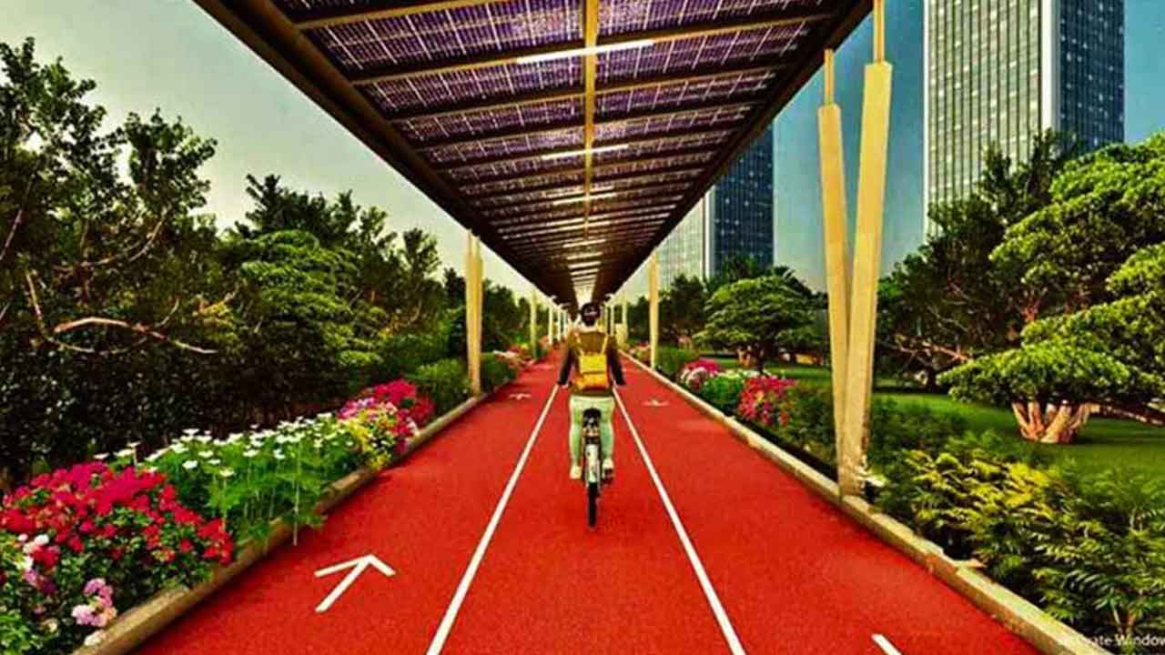 ఓఆర్‌ఆర్‌ సర్వీసు రోడ్డుపై రూఫ్‌టాప్‌ సోలార్‌