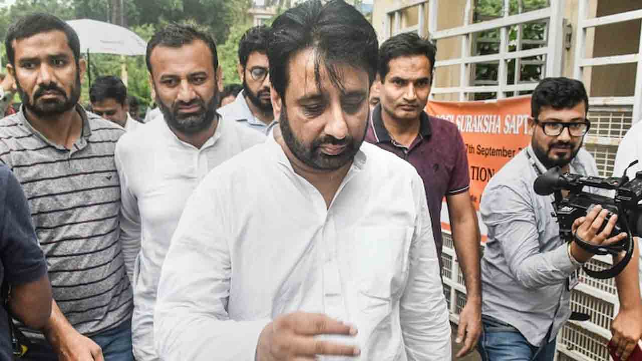 ఏసీబీ అరెస్ట్‌ చేసిన ఆప్‌ ఎమ్మెల్యే అమానతుల్లా ఖాన్‌కు బెయిల్