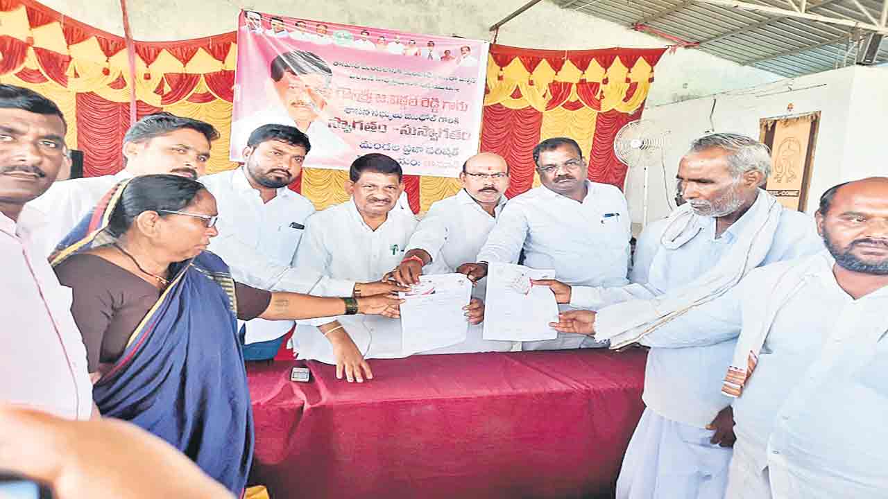 పేదల ఇంటా పెద్దకొడుకులా సీఎం కేసీఆర్‌