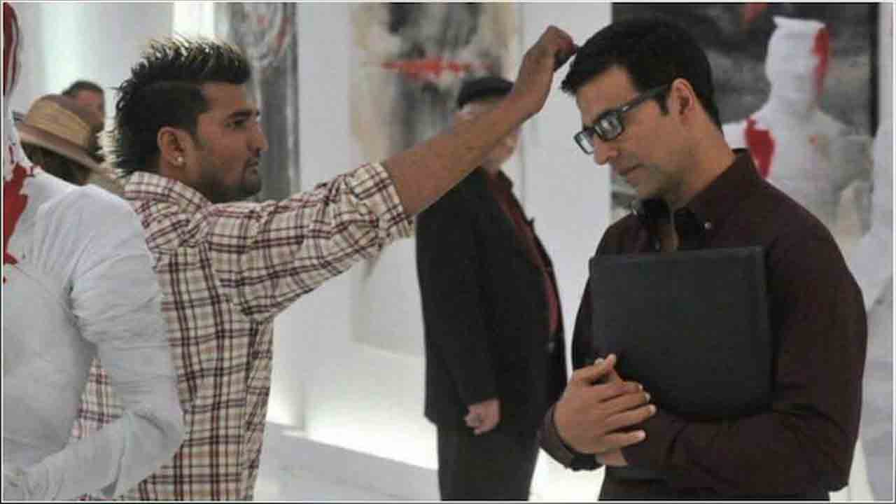 Akshay Kumar | న‌మ్మ‌లేక‌పోతున్నా.. హెయిర్‌స్టైలిష్ట్ మృతిపై అక్ష‌య్ భావోద్వేగ పోస్ట్‌