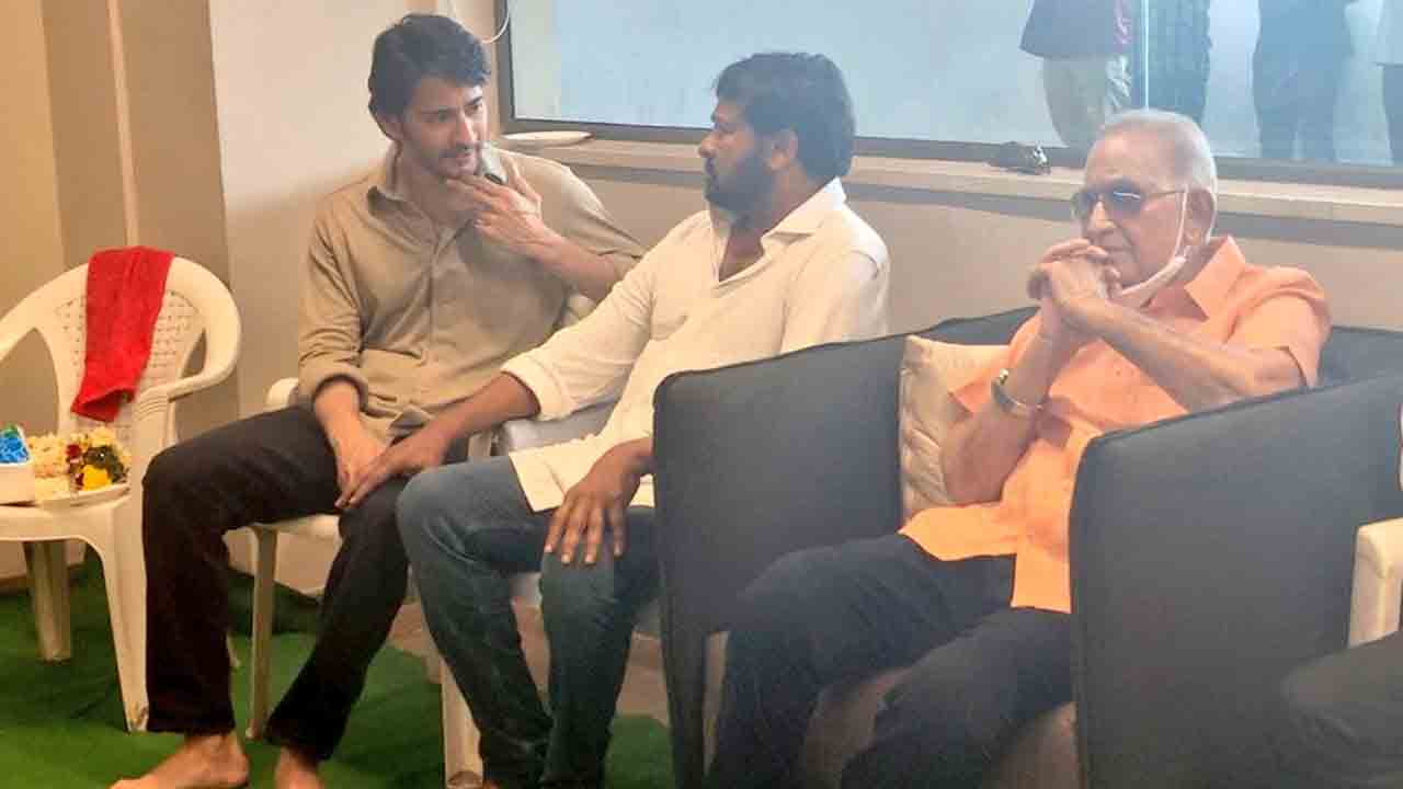 Chiranjeevi | కృష్ణ‌, మ‌హేశ్ బాబుకు చిరంజీవి ప‌రామ‌ర్శ