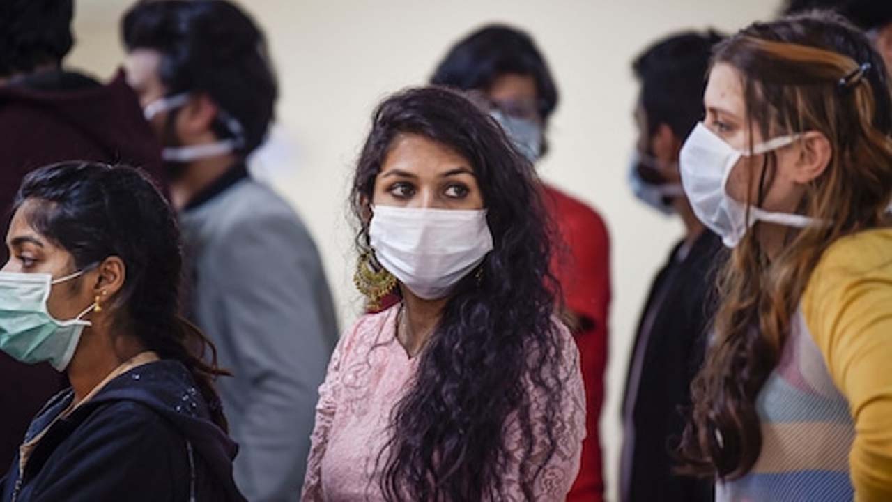 COVID-19 | భారత్‌లో తగ్గుముఖంపడుతున్న కరోనా