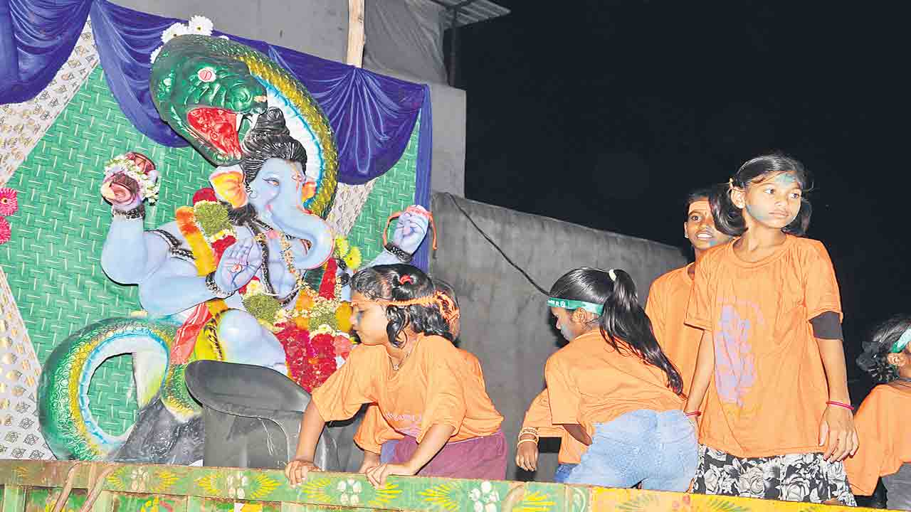 వినాయకా.. సెలవిక