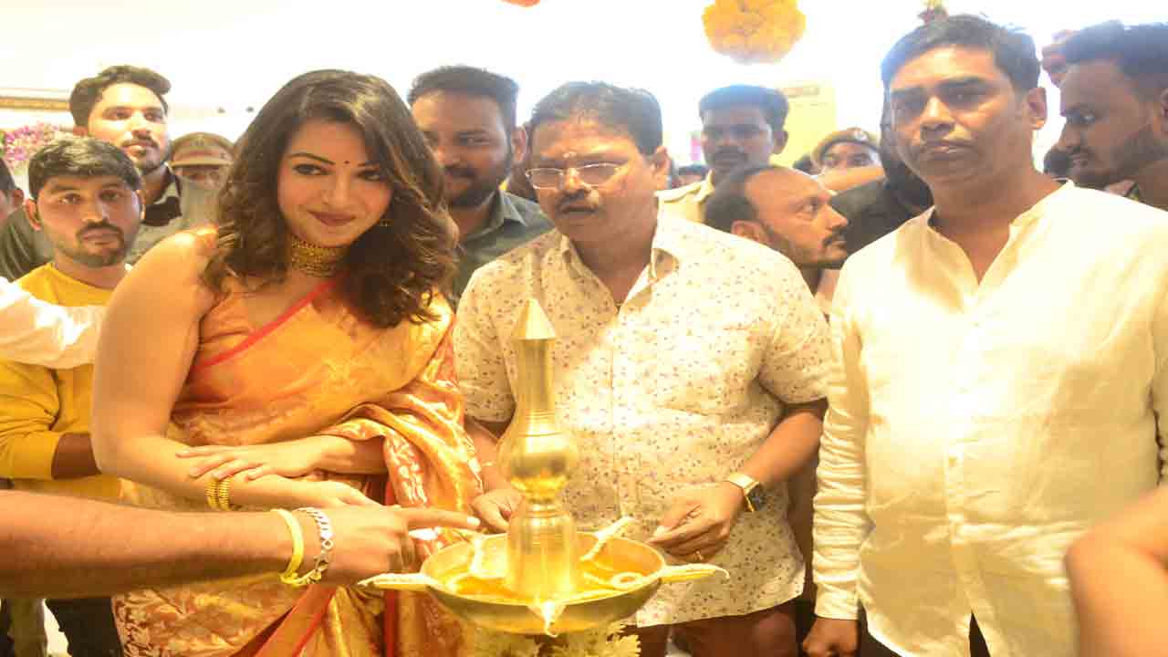 కందనూలులో కేథరీన్‌