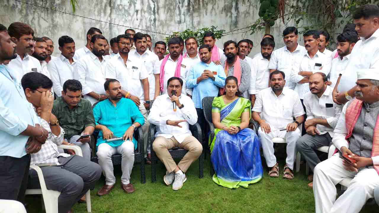 అందరి బంధువు సీఎం కేసీఆర్ : మంత్రి ఎర్రబెల్లి