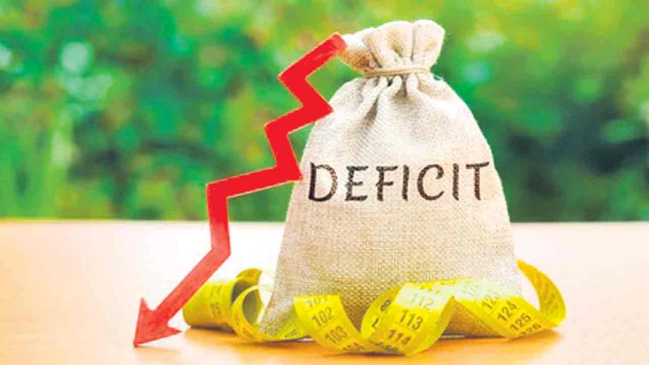 ప్రైవేటీకరణతో ద్రవ్యలోటు తగ్గదు