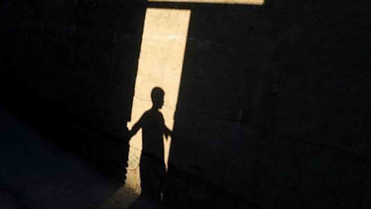 ఢిల్లీలో అబ్బాయిలకు కూడా భద్రత లేదు… 12 ఏళ్ల బాలుడిపై సామూహిక లైంగిక దాడి