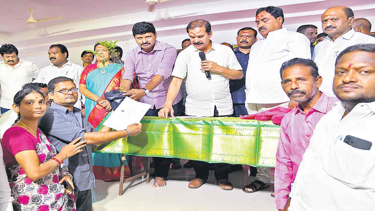 పేదల ఆరోగ్యానికి ముఖ్యమంత్రి భరోసా