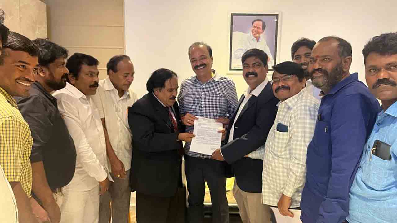 కేంద్రంపై యుద్ధానికి.. కేసీఆర్‌ వెంట నడుస్తా : గద్దర్‌