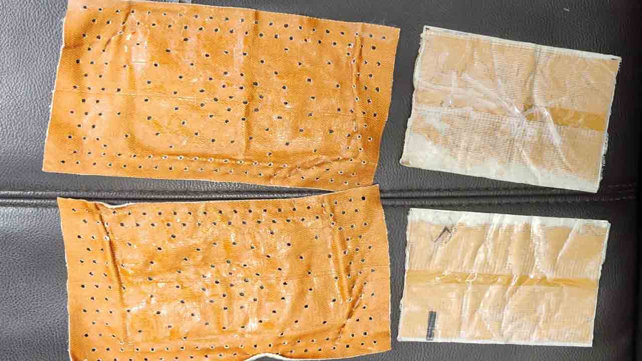 పేస్ట్‌ రూపంలో గోల్డ్‌ స్మగ్లింగ్‌.. శంషాబాద్‌ ఎయిర్‌పోర్టులో పట్టివేత