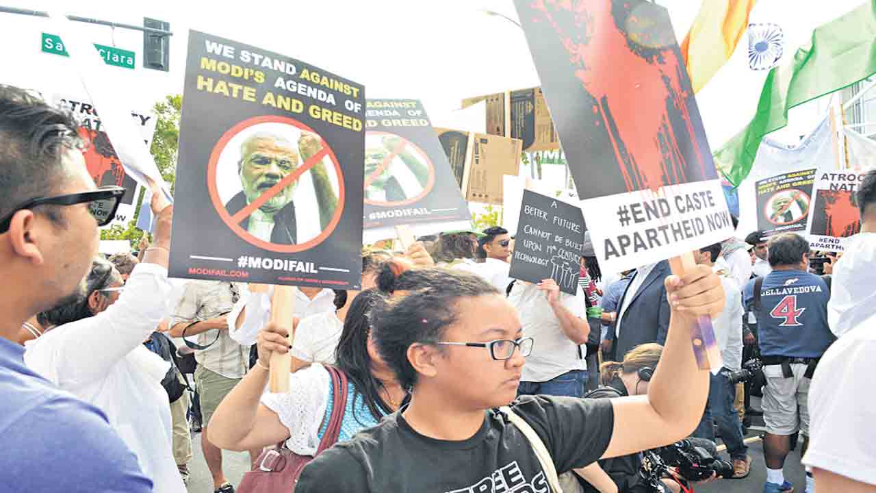 దౌర్భాగ్య పాలనకు చరమగీతం పాడుదాం