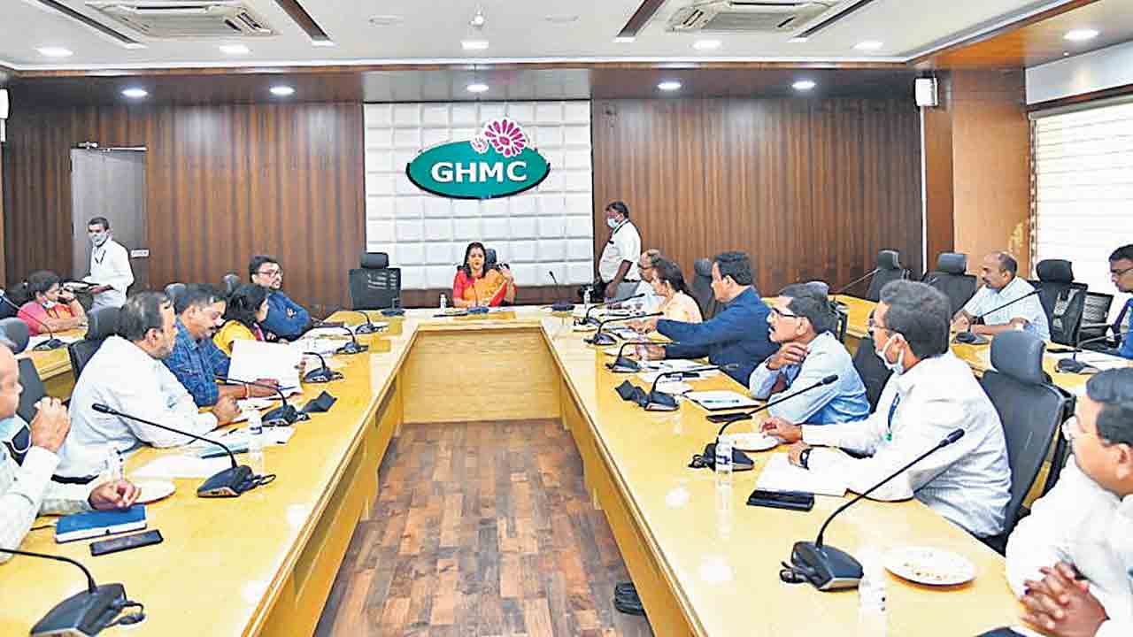 నిమజ్జనానికి ముమ్మర ఏర్పాట్లు