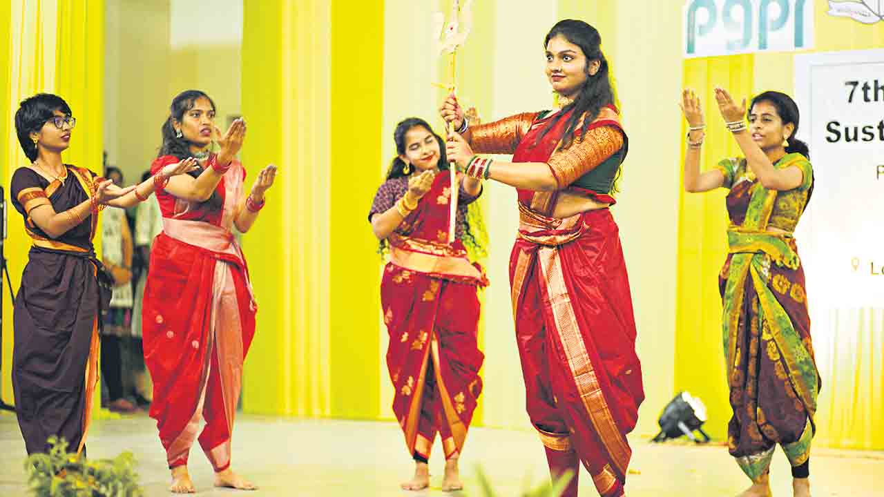 వ్యవసాయంలో కొత్త ఆవిష్కరణలు సృష్టించాలి