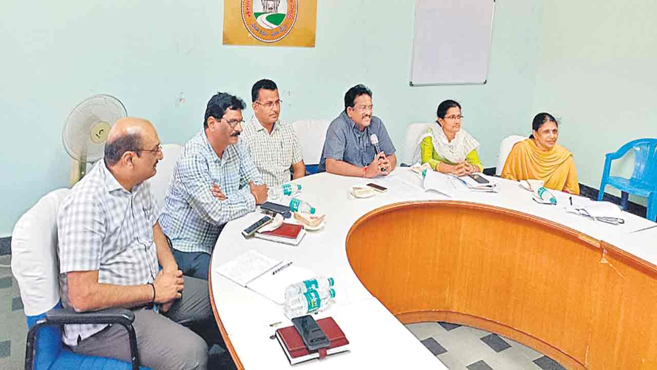 దసరాకు 4198 ప్రత్యేక బస్సులు