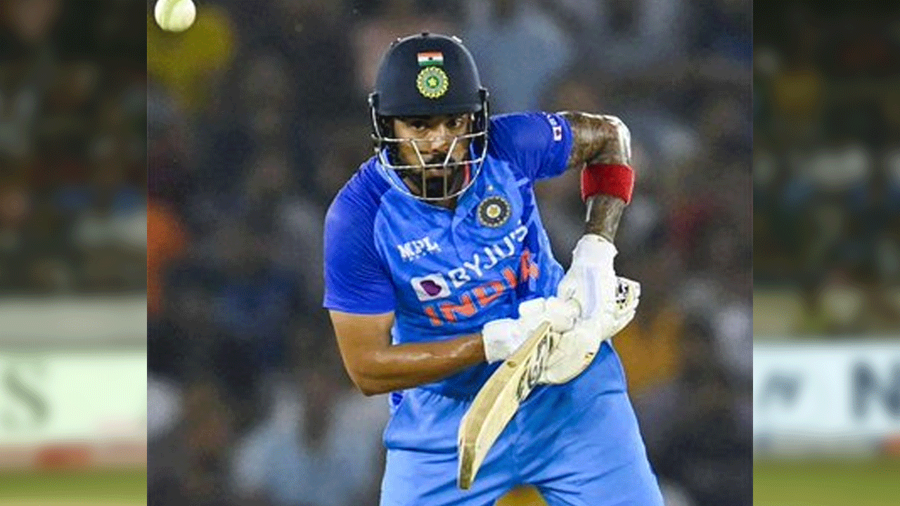 IND vs AUS | తొలి వికెట్ కోల్పోయిన భారత్.. రాహుల్ అవుట్