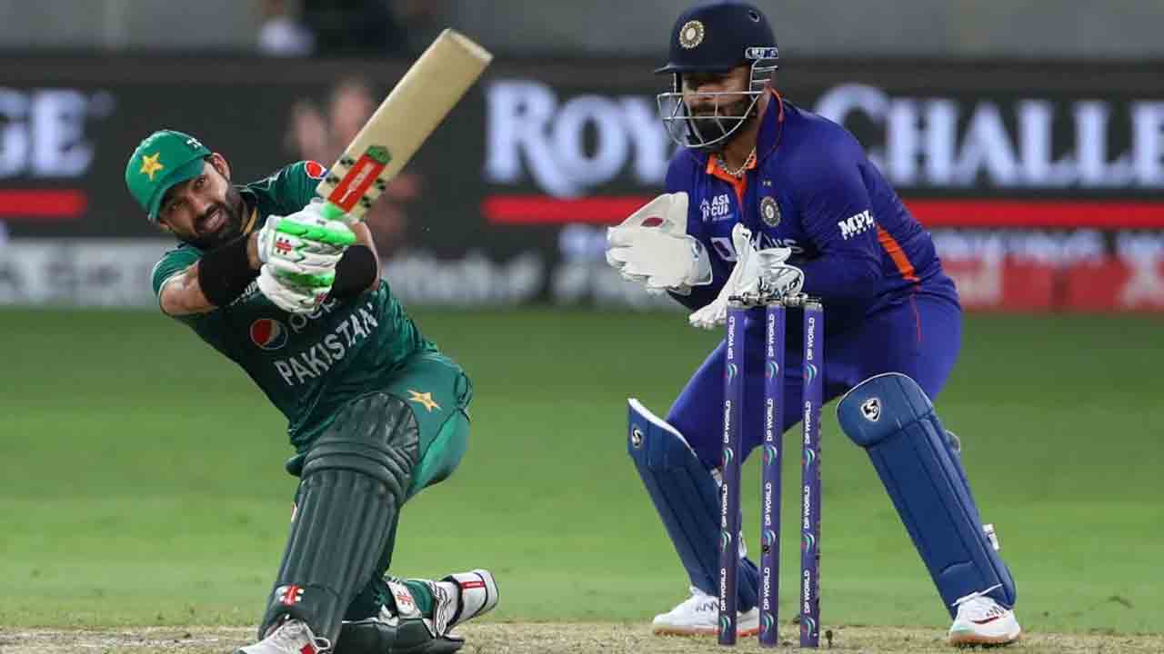 IND vs PAK | థ్రిల్లింగ్ మ్యాచ్‌లో భారత్ ఓటమి.. నిరాశపరిచిన బౌలర్లు