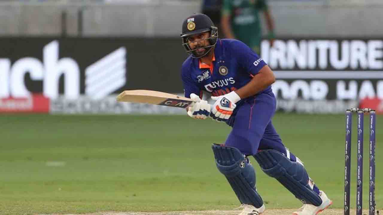 IND vs PAK | తొలి వికెట్ కోల్పోయిన భారత్.. పవర్‌ప్లే స్కోరు ఎంతంటే?