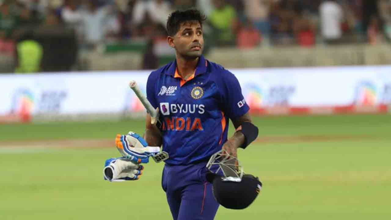 IND vs PAK | సూర్యకుమార్ అవుట్.. పది ఓవర్లకు భారత్ స్కోరు ఎంతంటే?