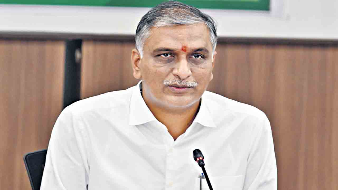 పథకాల పేరుతో పెత్తనమా?