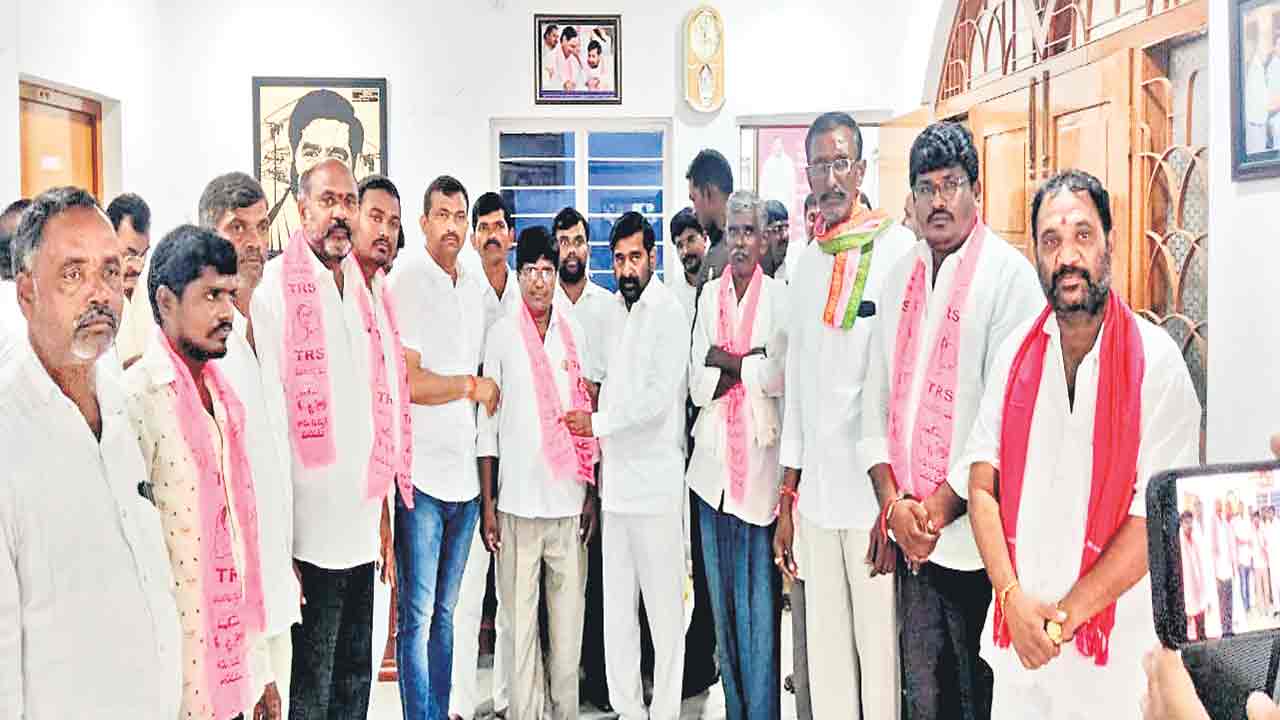 మునుగోడులో గెలుపు గులాబీదే