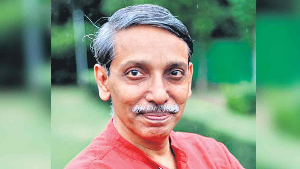 తెలంగాణలో నకిలీ వర్సిటీల్లేవు