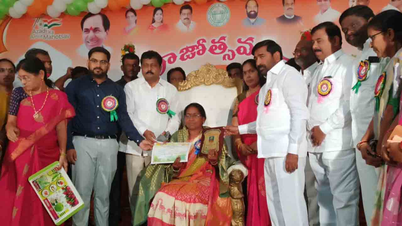 దేశ అద్భుత పురోగతికి ఉపాధ్యాయులే కారణం: మంత్రి జగదీష్‌ రెడ్డి