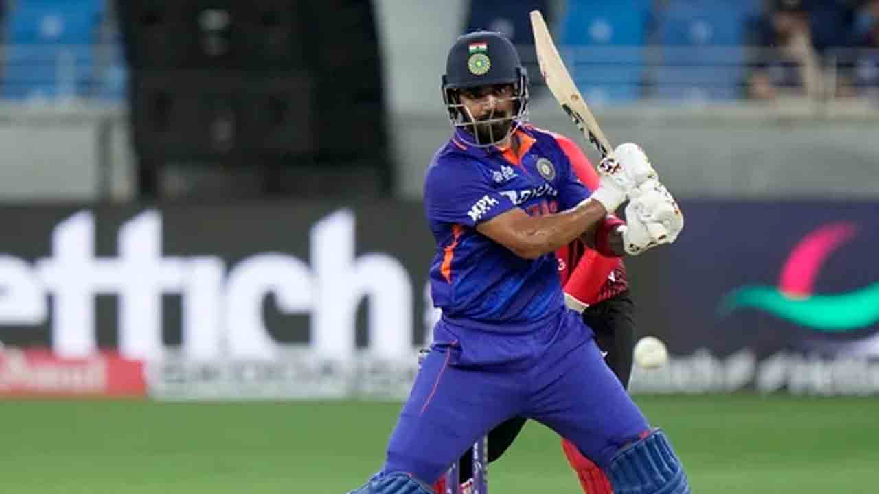 KL Rahul | రాహుల్‌ను చూస్తుంటే ఏం చెయ్యలేడనిపిస్తోంది.. మాజీ పేసర్ సంచలన వ్యాఖ్యలు