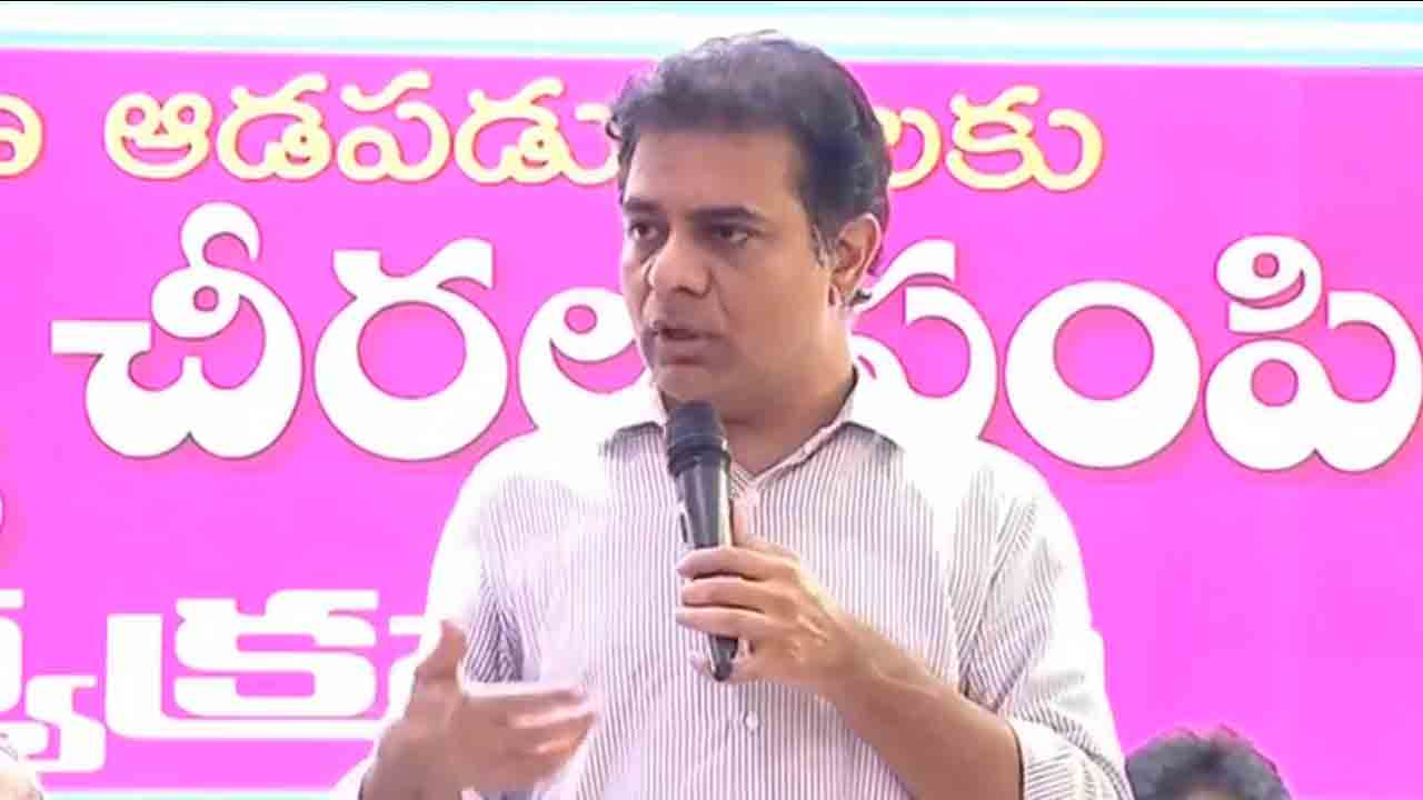 త్వరలో సిరిసిల్లలో అపెరల్‌ పార్కు ఏర్పాటు : కేసీఆర్‌