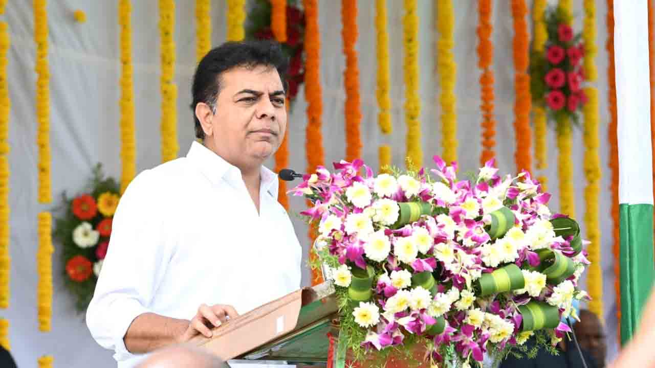 కొన్ని శ‌క్తులు మంట‌లు ర‌గిలిస్తున్నాయి.. జాగ్ర‌త్త‌గా ఉండాలి : మంత్రి కేటీఆర్