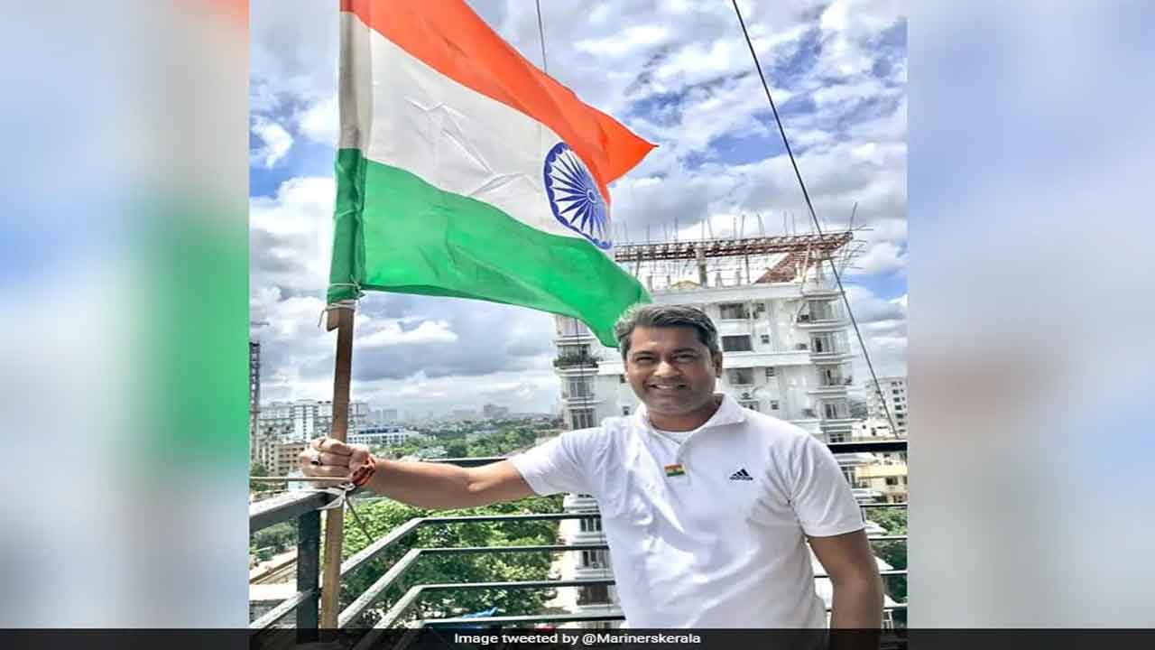 అఖిల భార‌త ఫుట్‌బాల్ స‌మాఖ్య అధ్య‌క్షుడిగా క‌ళ్యాణ్ చౌబే ఎన్నిక‌