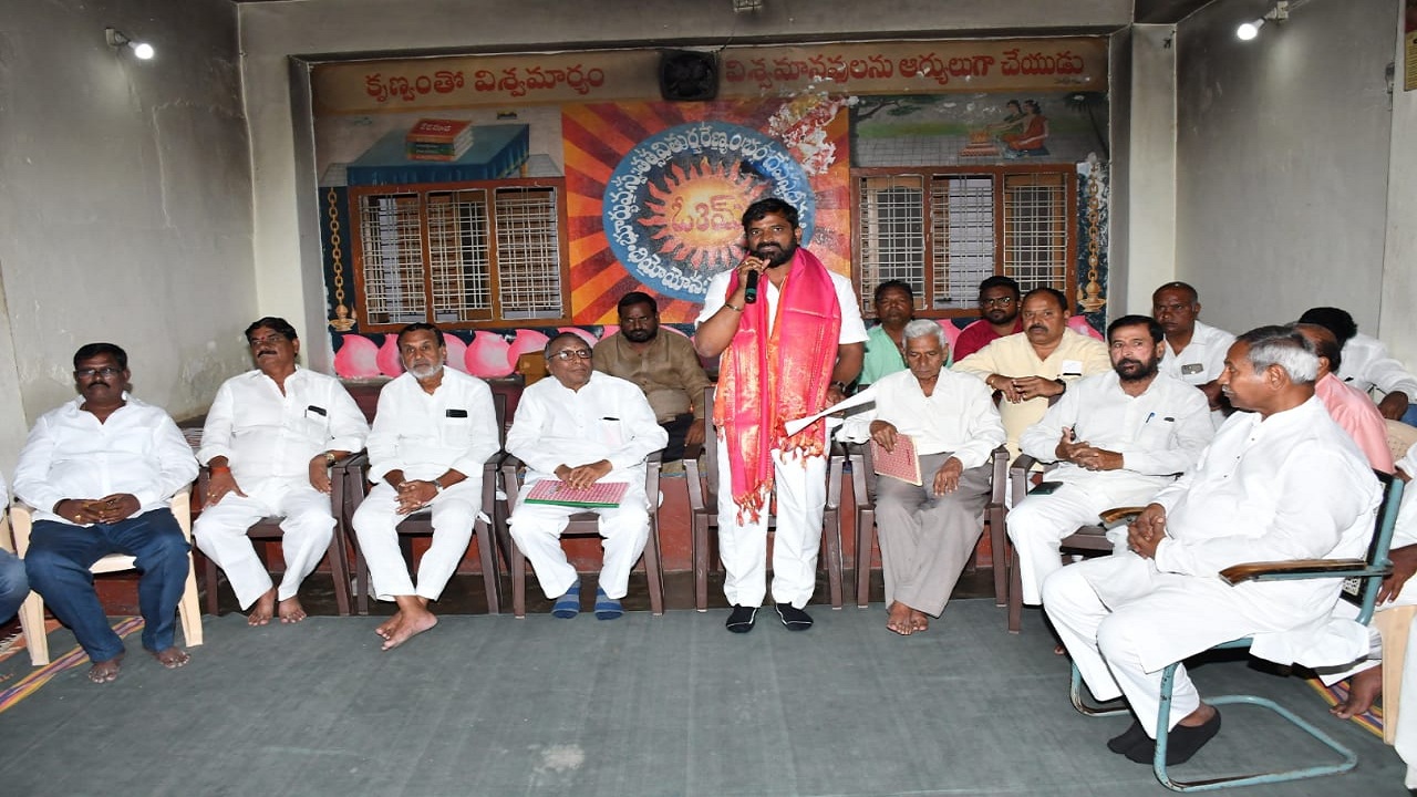 దసరా ఉత్సవాలను ఘనంగా నిర్వహించాలి