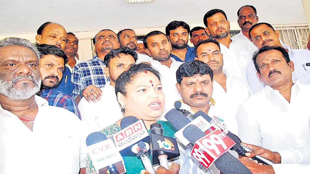 పేదల పెన్నిధికి పట్టం కట్టిన సర్కార్‌