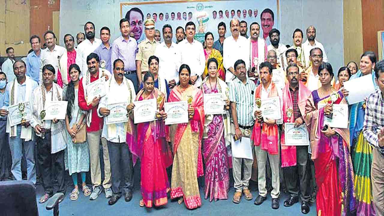 అభినవ అంబేద్కర్‌ సీఎం కేసీఆర్‌