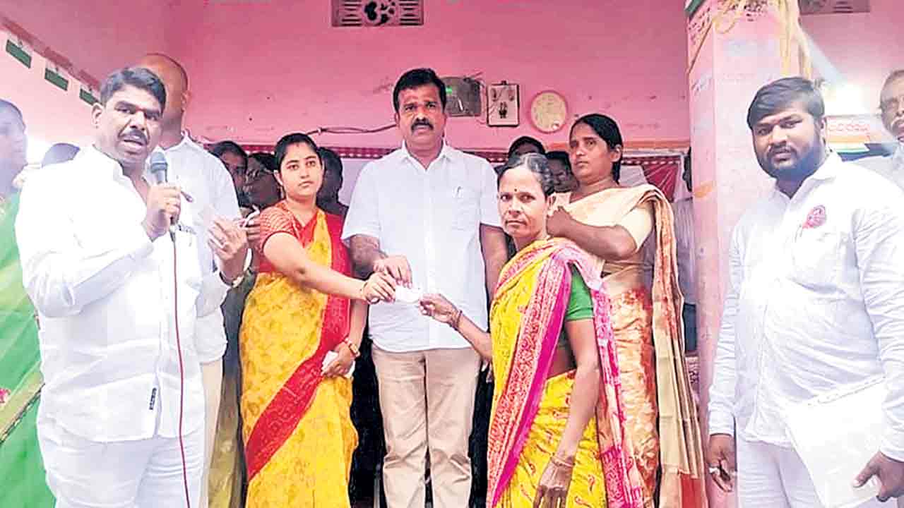 సంక్షేమమే ప్రభుత్వ ధ్యేయం