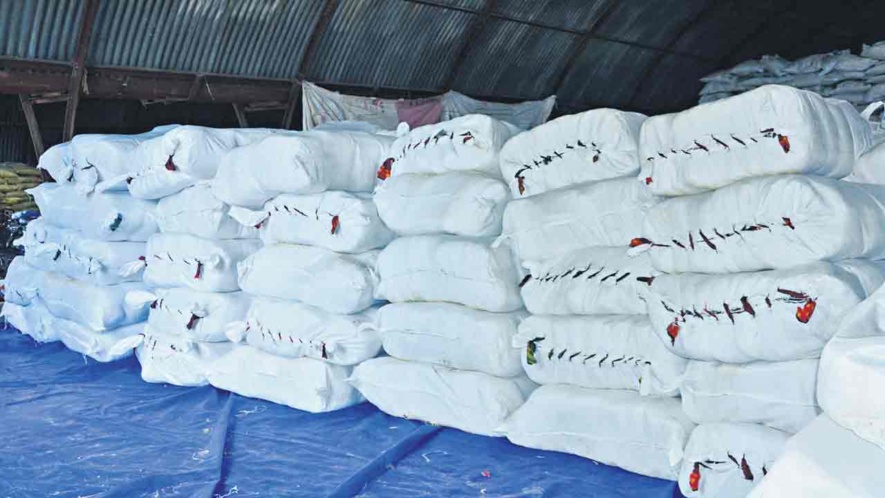 బతుకమ్మకు.. సర్కారు సారె