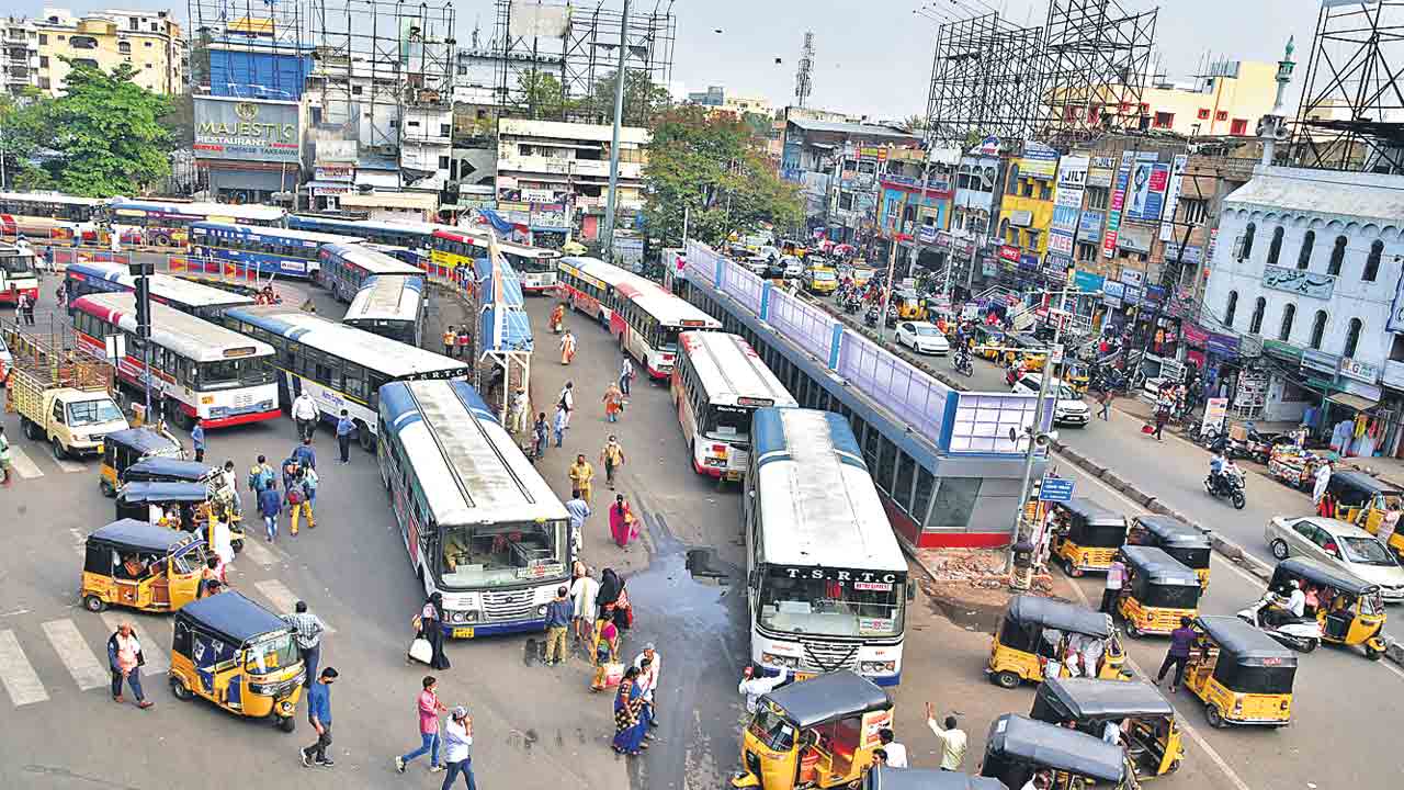 ఓఆర్‌ఆర్‌ అవతలికి.. ఆర్టీసీ టెర్మినల్‌ పాయింట్స్‌