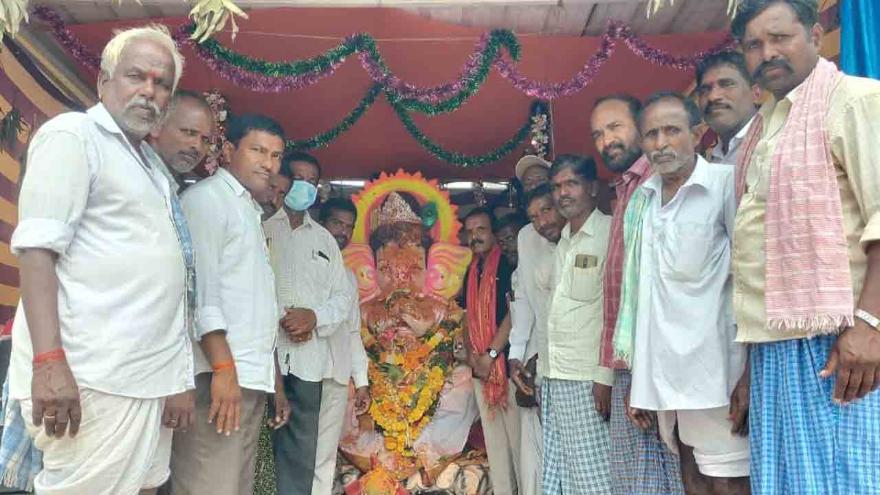 గణపయ్యా..దీవించయ్యా..