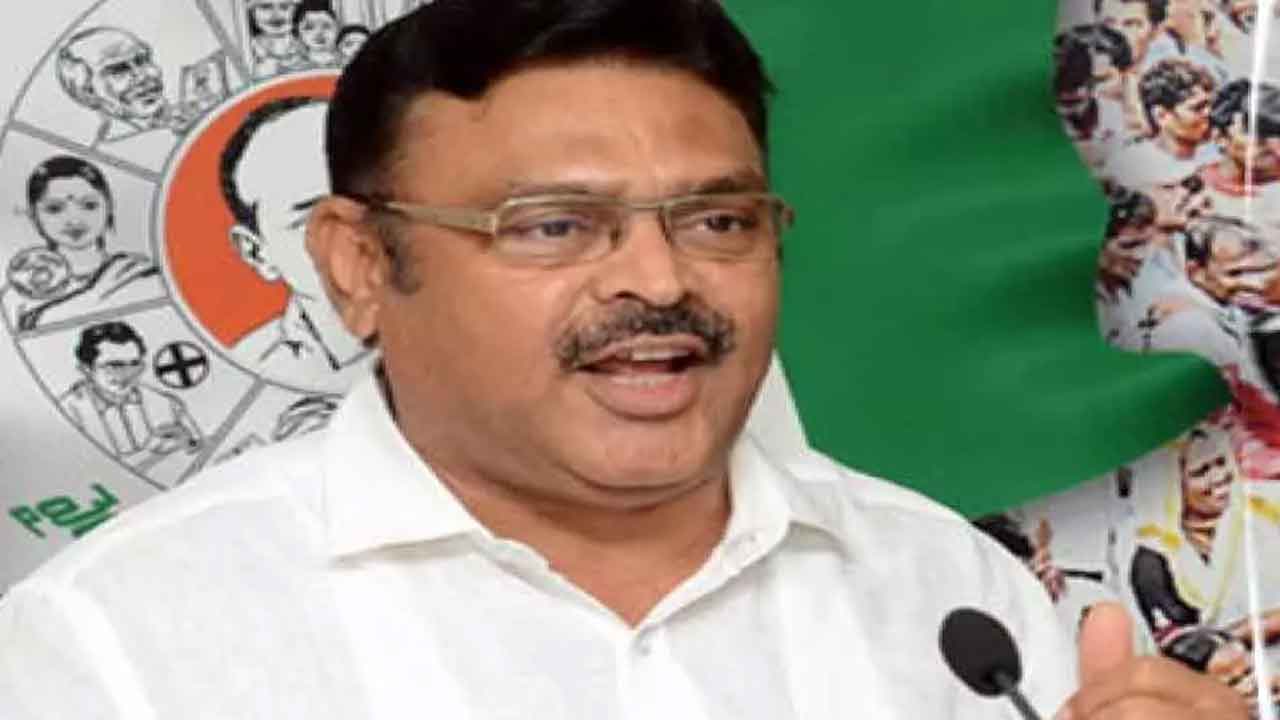 అది ఒళ్లు బలిసినవారి పాదయాత్ర : మంత్రి అంబటి ఘాటు కామెంట్స్‌