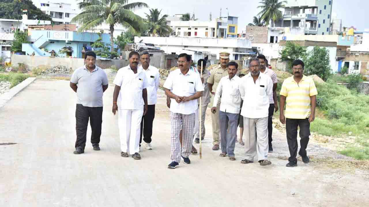 ఏడాదిలోగా పాలమూరు-రంగారెడ్డి ప్రాజెక్టు పనులు పూర్తి: మంత్రి నిరంజన్‌ రెడ్డి