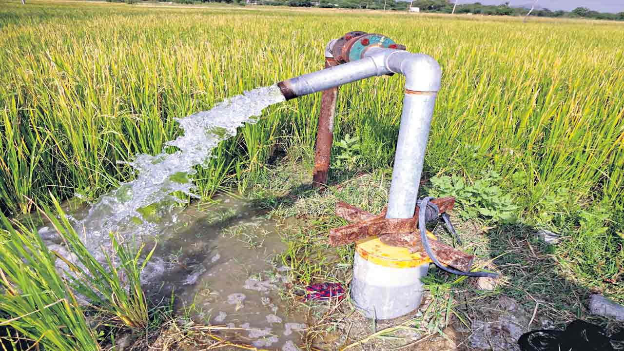 డబుల్‌ ఇంజిన్‌ రాష్ర్టాల్లో డబుల్‌ చార్జీలు!