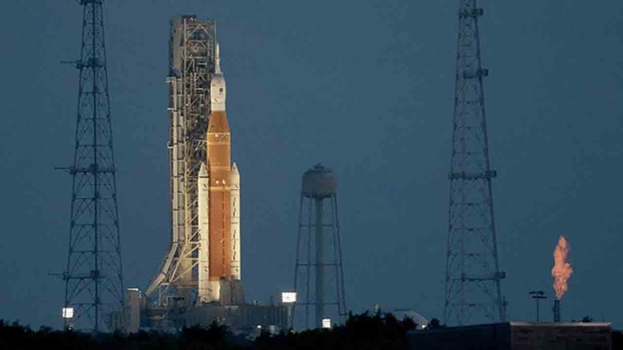 Artemis Launch |  ఫ్యూయల్ లీక్.. అర్టెమిస్ ప్రయోగం రెండోసారి వాయిదా!