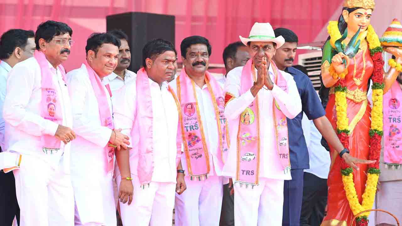 మరో చారిత్రక సందర్భానికి వేదికైన ఇందూరు