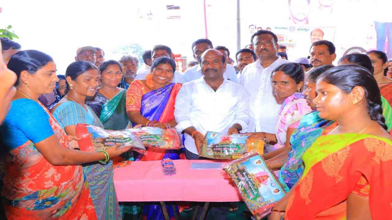 సబ్బండ వర్గాల సంక్షేమమే ప్రభుత్వ ధ్యేయం