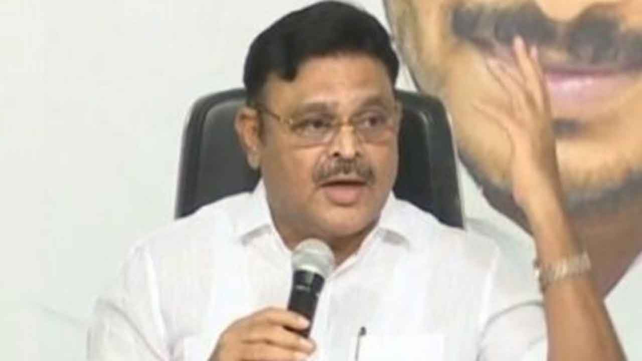 సాగునీటి ప్రాజెక్టులపై ద్వంద్వ వైఖరి లేదు: మంత్రి అంబటి రాంబాబు